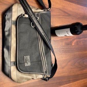 Harvest Label Messenger/Purse/Bag